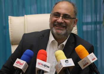 فرق آموزش مدیریت و کوچینگ مدیران